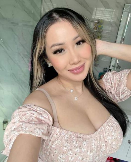 10 Biography Facts About Fran: Streamer's Net Worth, Age, Education, Height, Parents, Plastic Surgery, Wiki