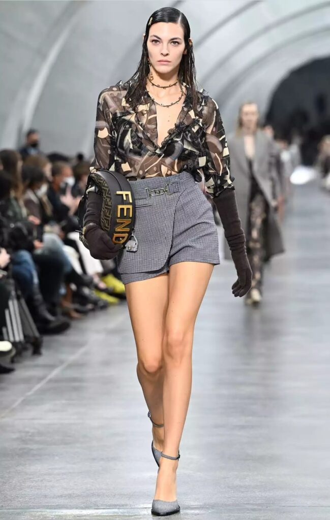 Vittoria Ceretti walks the runway at the Fendi fashion show during the Milan Fashion Week Fall/Winter 2022/2023. DANIELE VENTURELLI/WIREIMAGE
