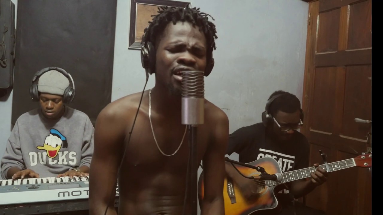 Kw3 Fameye Just Murdered His Own Obolo Song | Watch This