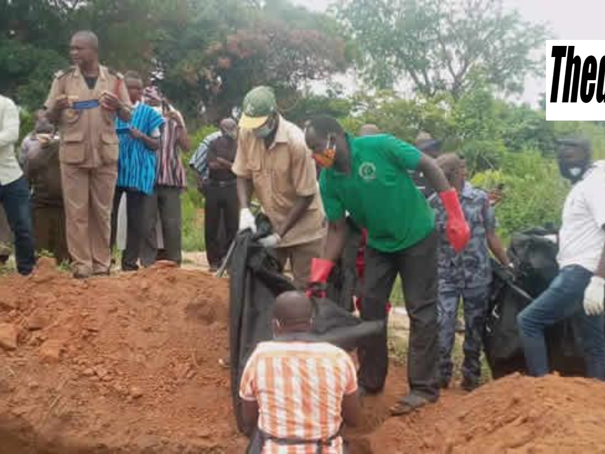 Police Organize Mass Burial For Charred Bodies In The KintampoFatal Accident