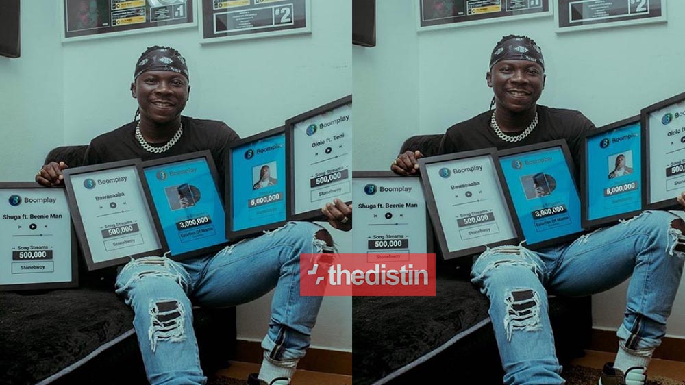 Stonebwoy Flaunts His Multiple Plaques He Received From Boomplay | Video