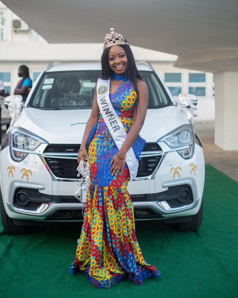 TV3’s 2020 Ghana’s Most Beautiful (GMB) Pageant winner, Naa Dedei Botchwey from Greater Accra Region has finally received her brand new SsangYong car.