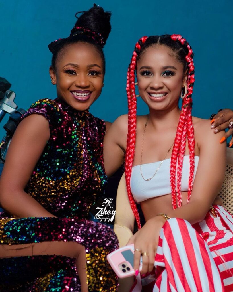 Controversial actress, Akuapem Poloo and musician, Sister Derby look extremely beautiful in new pictures, Ghanaians drool over their resemblance.
