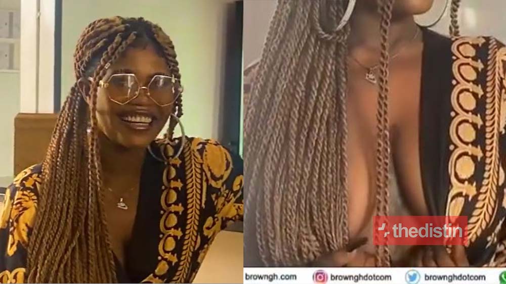 Naomi Gold: Ghana's Fingering Celebrity Flaunts Hot Tattoo In-Between Her Bre.ast In Public (Video)