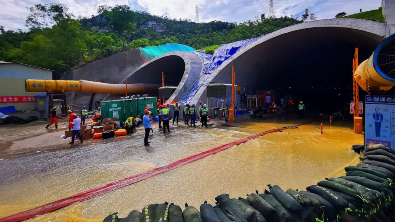 China Tunnel Collapse