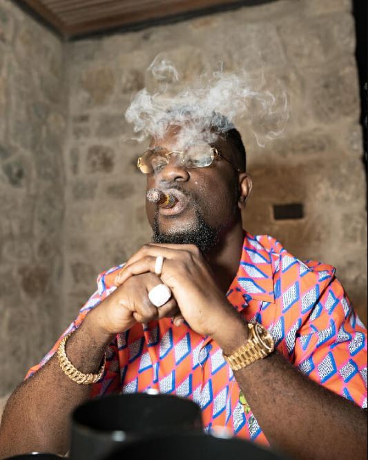 Is Sarkodie A Smoker? The Rapper's Bob Marley Lifestyle Shocks Ghanaians
