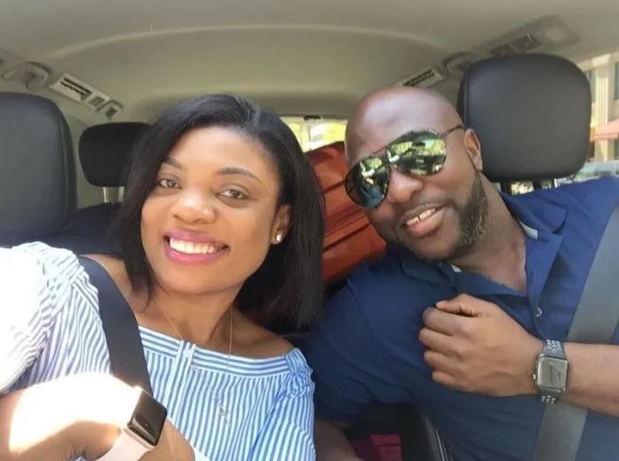 Dr. Kofi Amoa-Abban and his wife Dr. Grace Agyeiwaa Baffoe in taking a selfie inside a car.
