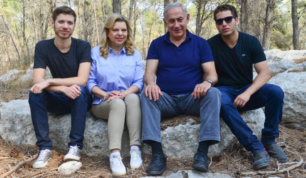 Benjamin Netanyahu with his current wife and sons