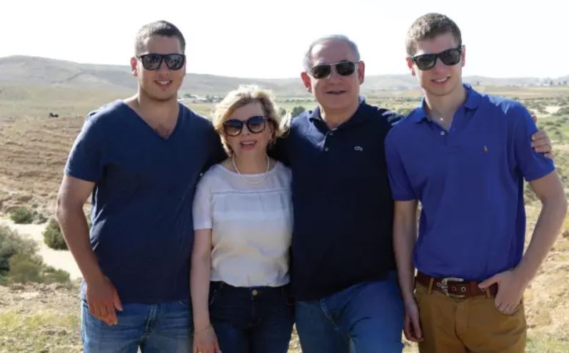 Benjamin Netanyahu with his current wife and sons