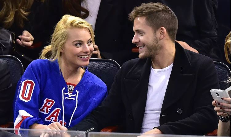 Margot Robbie and Tom Ackerley attend the Arizona Coyotes vs New York Rangers game at Madison Square Garden on February 26, 2015 in New York City