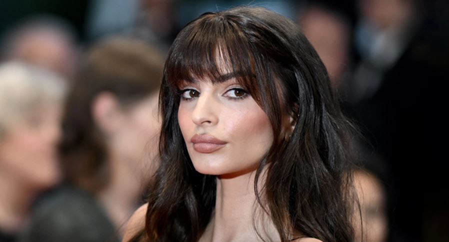 Emily Ratajkowski has made an impressive net worth over the years making her a millionaire. Image Source: Getty