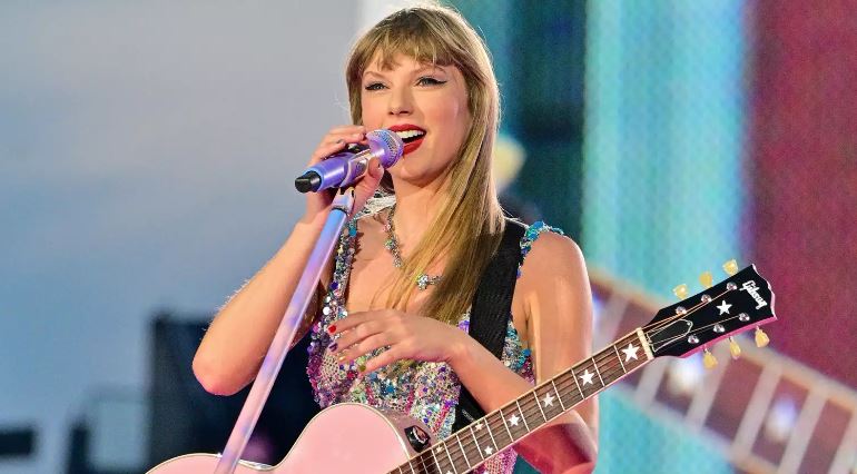 Taylor Swift performs onstage during the Taylor Swift | The Eras Tour