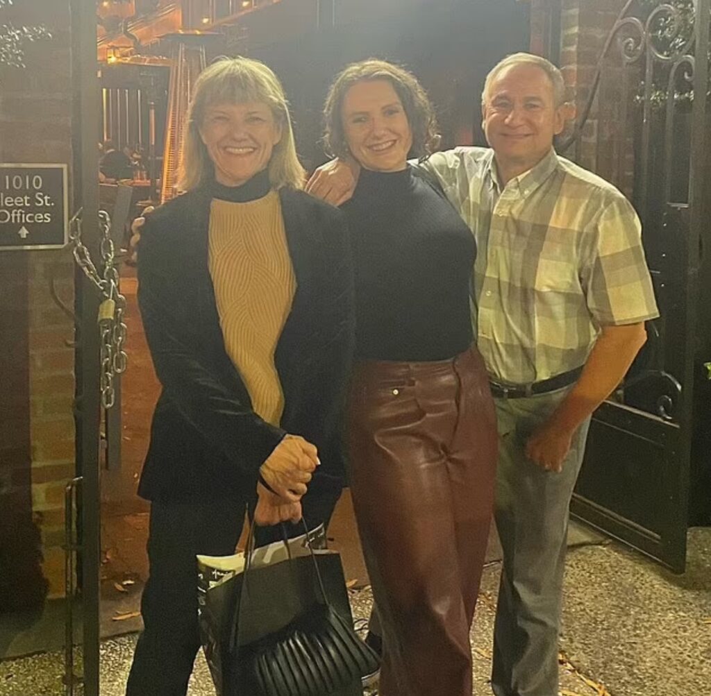 The female tech CEO (center) is pictured with her parents, Caroline and Frank LaPere. Image Source: Instagram