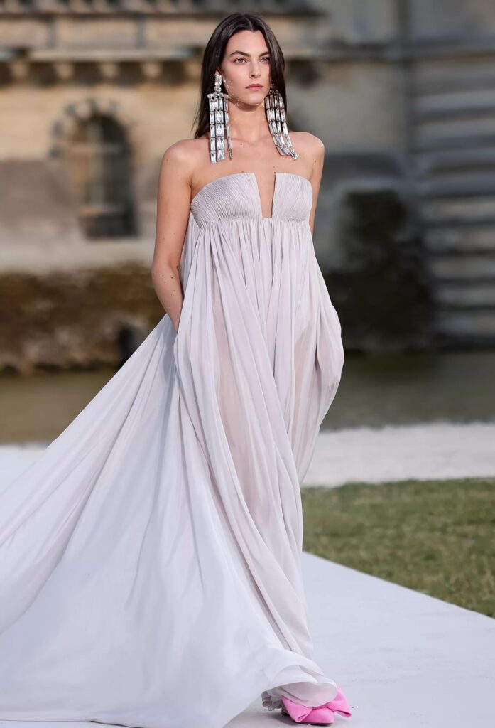 Vittoria Ceretti walks the runway during the Valentino Haute Couture Fall/Winter 2023/2024 show