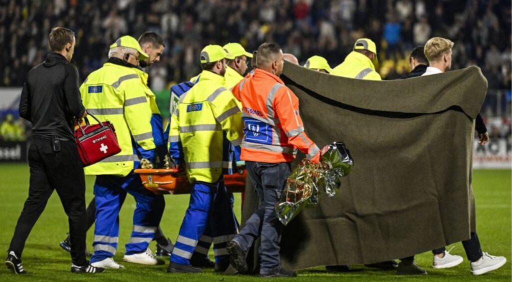 Some players were in tears and formed a cordon around Vaessen.

