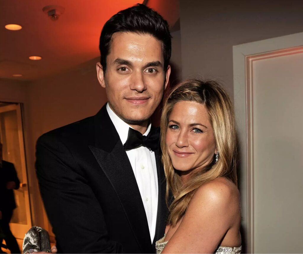 John Mayer and actress Jennifer Aniston attends the 2009 Vanity Fair Oscar party hosted by Graydon Carter at the Sunset Tower Hotel on February 22, 2009 in West Hollywood, California. Image Source: KEVIN MAZUR/VF/WIREIMAGE