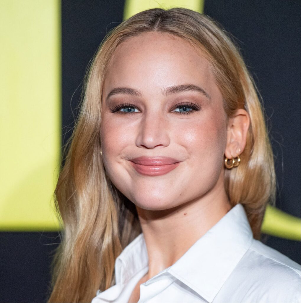 Jennifer Lawrence is a successful actress with an incredible fortune. Image Source: Getty