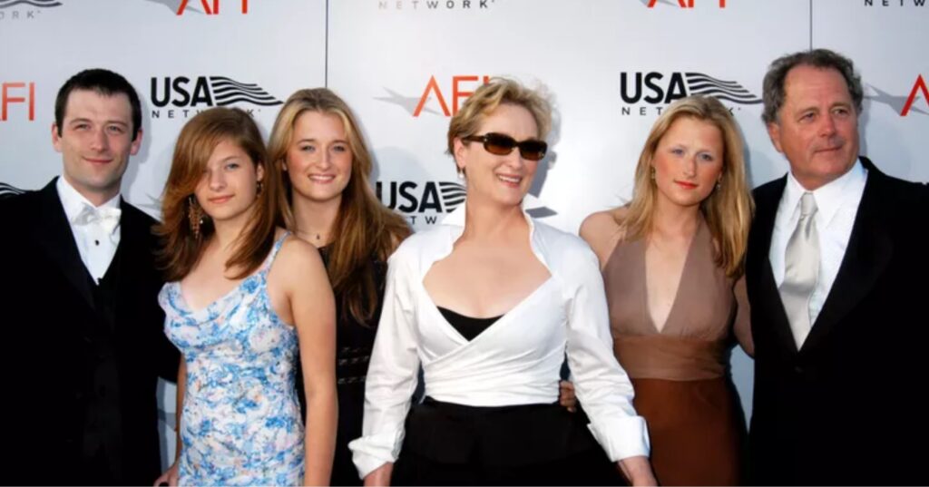 Meryl Streep, Don Gummer and family at the The Kodak Theater in Hollywood, California. PHOTO: BARRY KING/WIREIMAGE