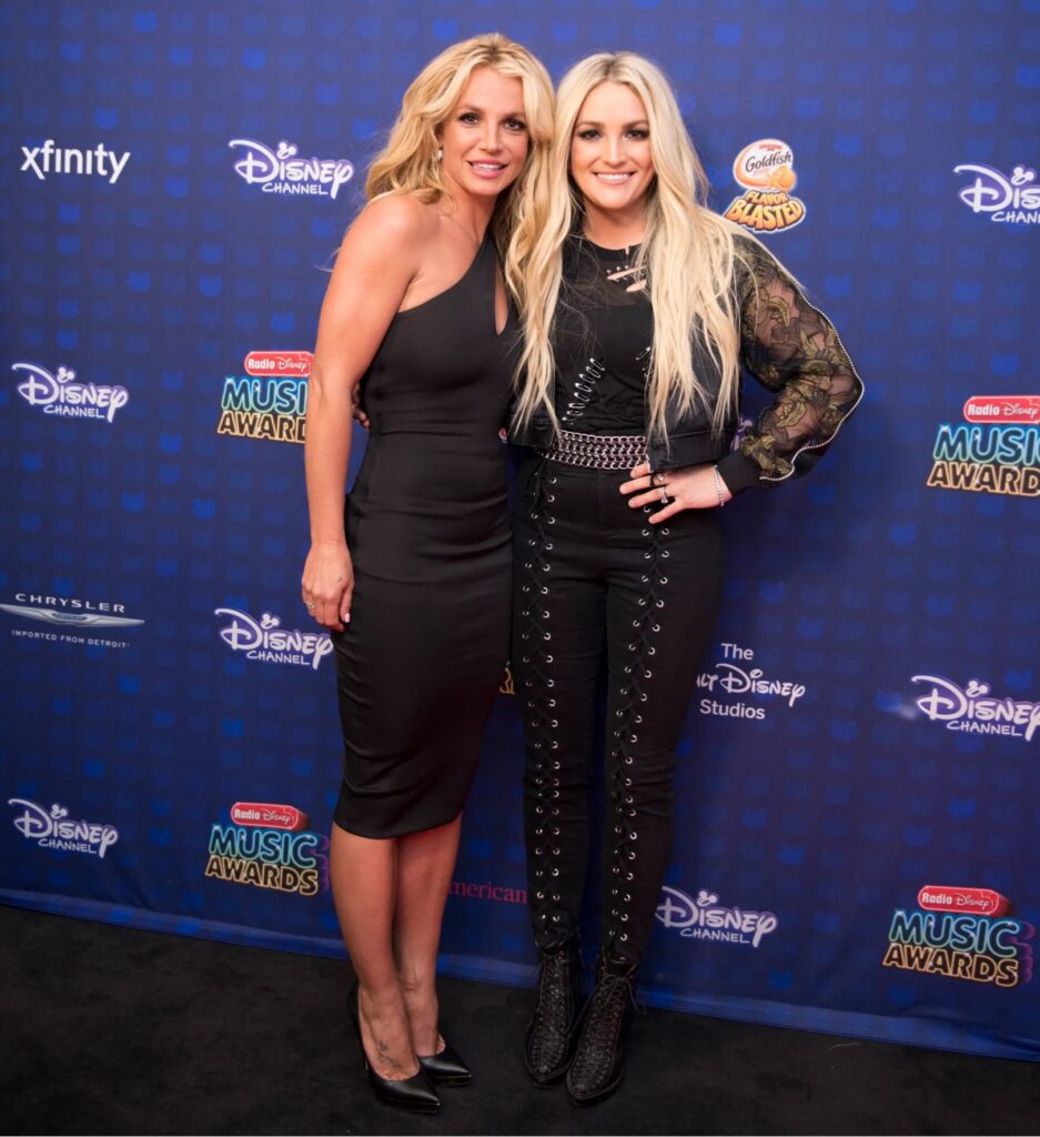 Biological sisters Britney and Jamie Lynn Spears, who were both child stars, developed a sour relationship but the duo are now on good terms. Image Source: Getty