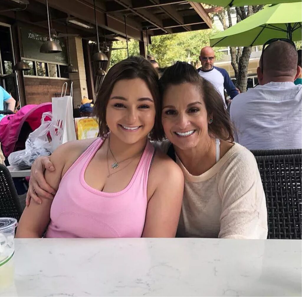 Mary Lou Retton and her daughter Skyla Kelley. MARY LOU RETTON/ INSTAGRAM
